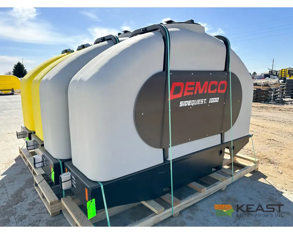 Demco SideQuest 1000 1,000 Gallon Side Mount Fertilizer Tank Fertilizer Tanks