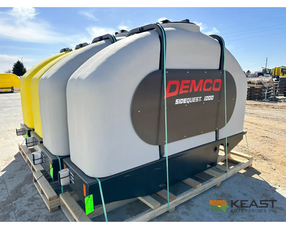 Demco SideQuest 1000 1,000 Gallon Side Mount Fertilizer Tank Fertilizer Tanks