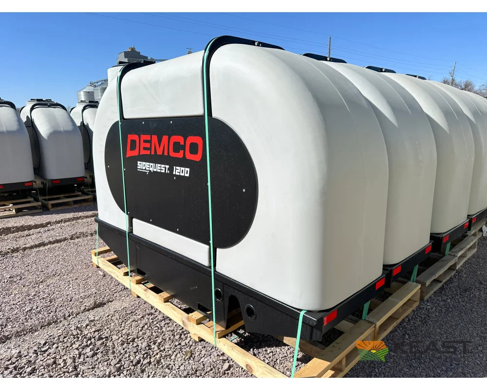 Demco SideQuest 1200 1,200 Gallon Side Mount Fertilizer Tank Fertilizer Tanks