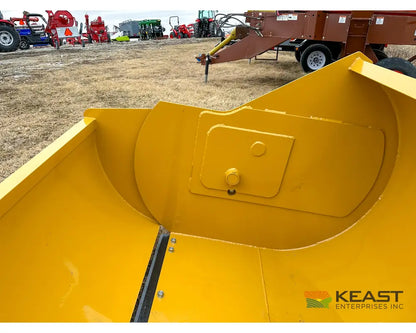 Durabilt DP84HC 4.5 Yard Dirt Pan Scraper 4.5 yd Capacity 84’’ Width Dirt Pans