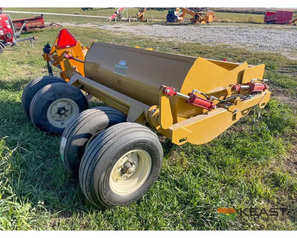 Durabilt DP84HCDB 4.5 Yard Dirt Pan Scraper - 4.5 yd Capacity 84’’ Width Dirt Pans