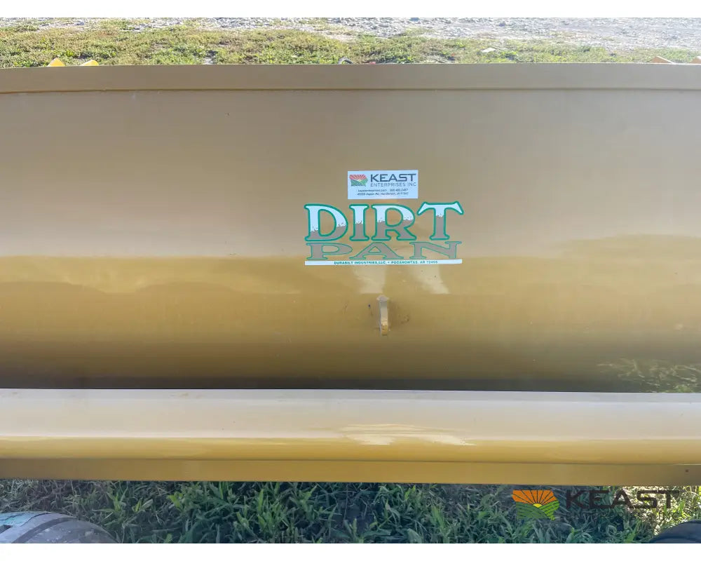 Durabilt DP84HCDB 4.5 Yard Dirt Pan Scraper - 4.5 yd Capacity 84’’ Width Dirt Pans