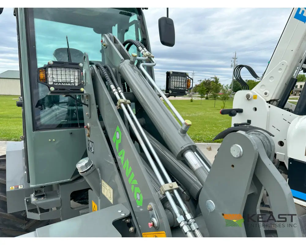 Erixon Ranko 245L Wheel Loader - 35 hp Kubota Engine 2,650 lb Lift Capacity Hydrostat Wheel Loaders