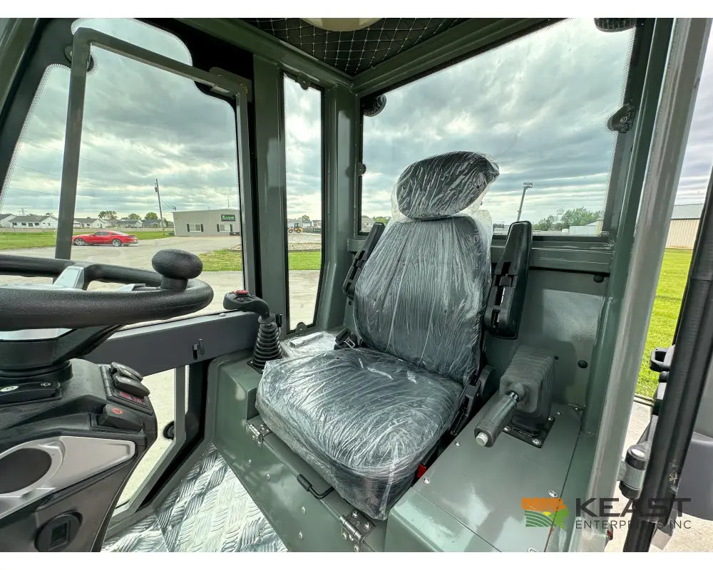 Erixon Ranko 245L Wheel Loader - 35 hp Kubota Engine 2,650 lb Lift Capacity Hydrostat Wheel Loaders