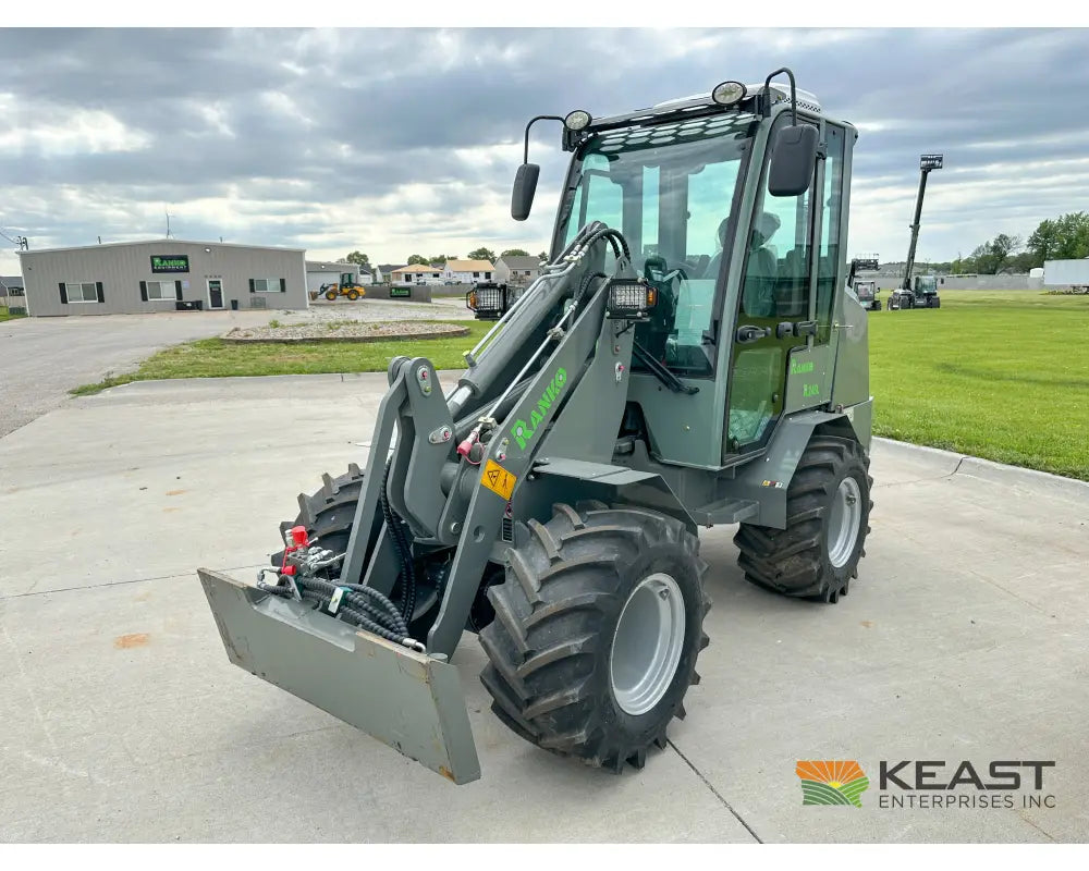 Erixon Ranko 245L Wheel Loader - 35 hp Kubota Engine 2,650 lb Lift Capacity Hydrostat Wheel Loaders