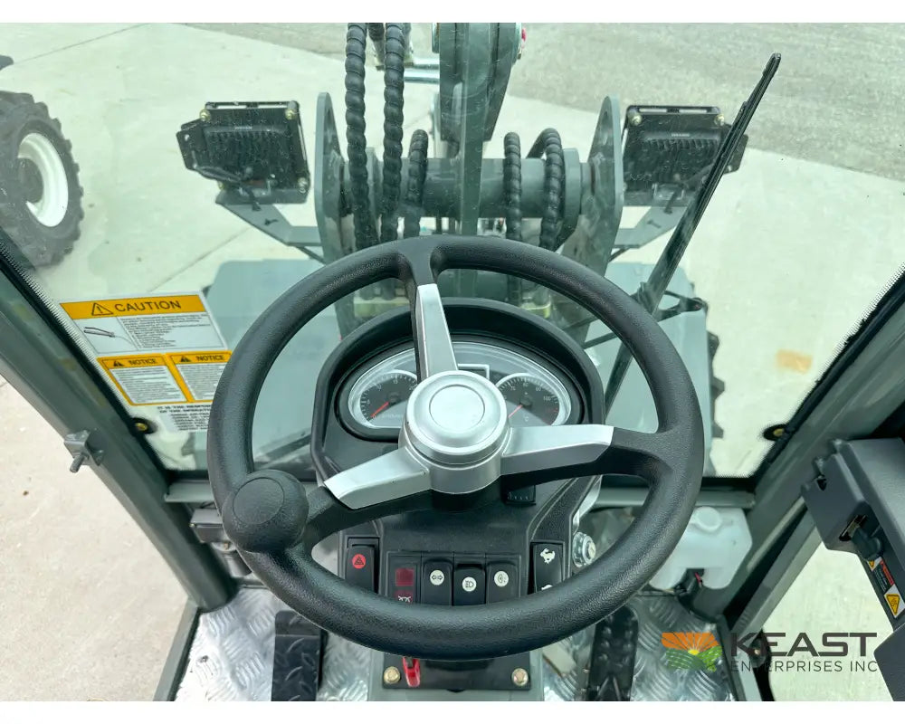 Erixon Ranko 245L Wheel Loader - 35 hp Kubota Engine 2,650 lb Lift Capacity Hydrostat Wheel Loaders