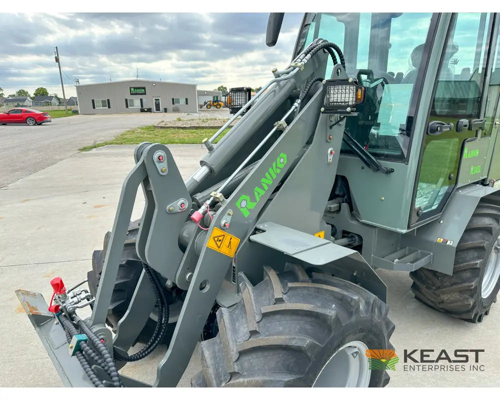Erixon Ranko 245L Wheel Loader - 35 hp Kubota Engine 2,650 lb Lift Capacity Hydrostat Wheel Loaders