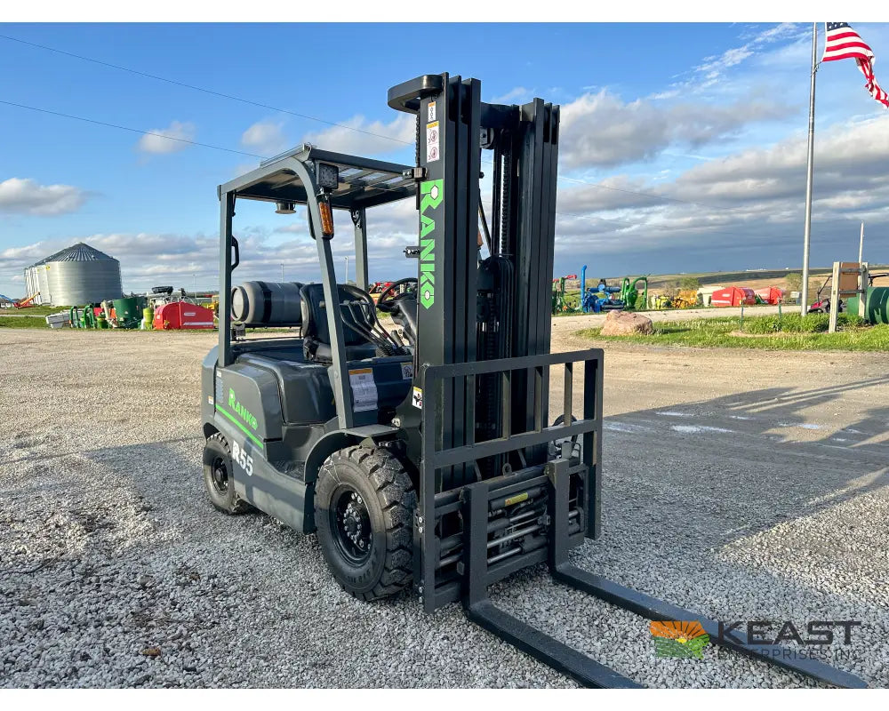 Erixon Ranko R55 Forklift - 5,500 lb Capacity 61 HP Dual Gas and LPG 16’ 6’’ Lift Height Forklifts