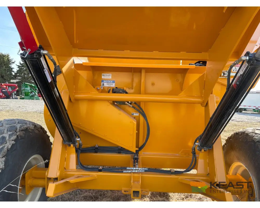 Fair 7830TD Bale Processor Integrated Fan and Blower Bale Processors