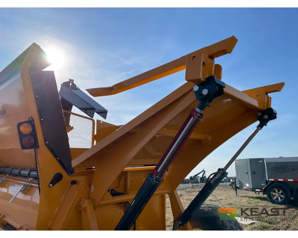Fair 7830TD Bale Processor Integrated Fan and Blower Bale Processors