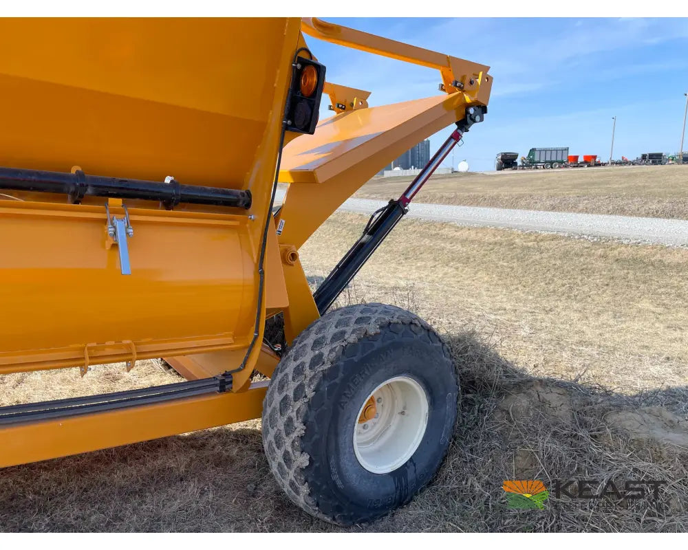 Fair 7830TD Bale Processor Integrated Fan and Blower Bale Processors