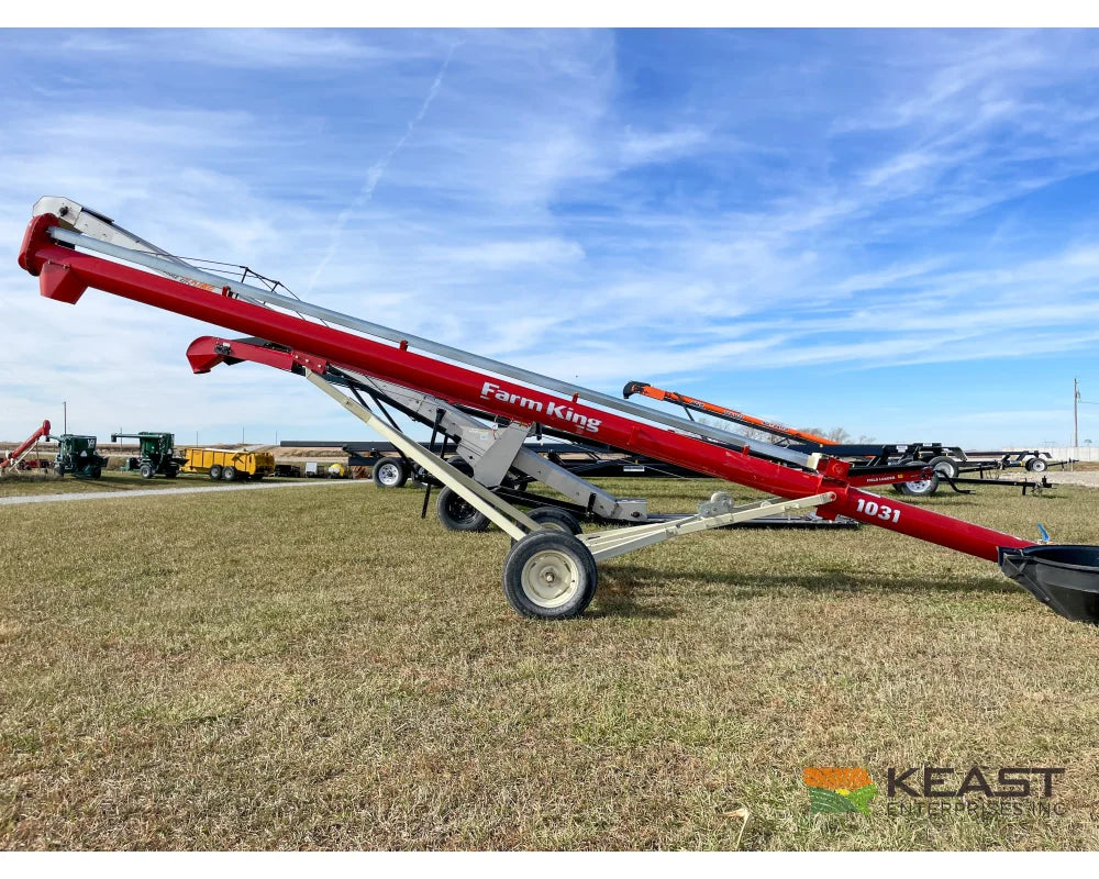 Farm King 1031 Auger - 10’’ x 31’ Cage Style Intake Augers
