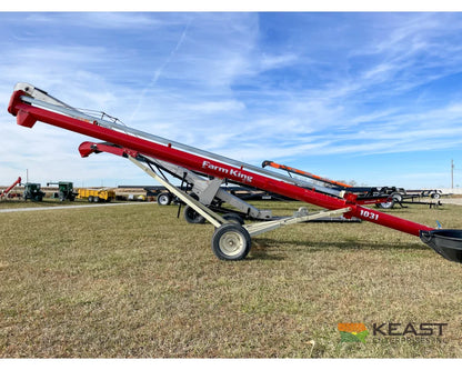 Farm King 1031 Auger - 10’’ x 31’ Cage Style Intake Augers