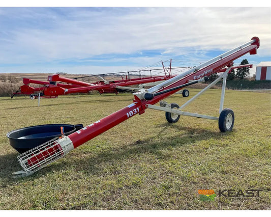 Farm King 1031 Auger - 10’’ x 31’ Cage Style Intake Augers