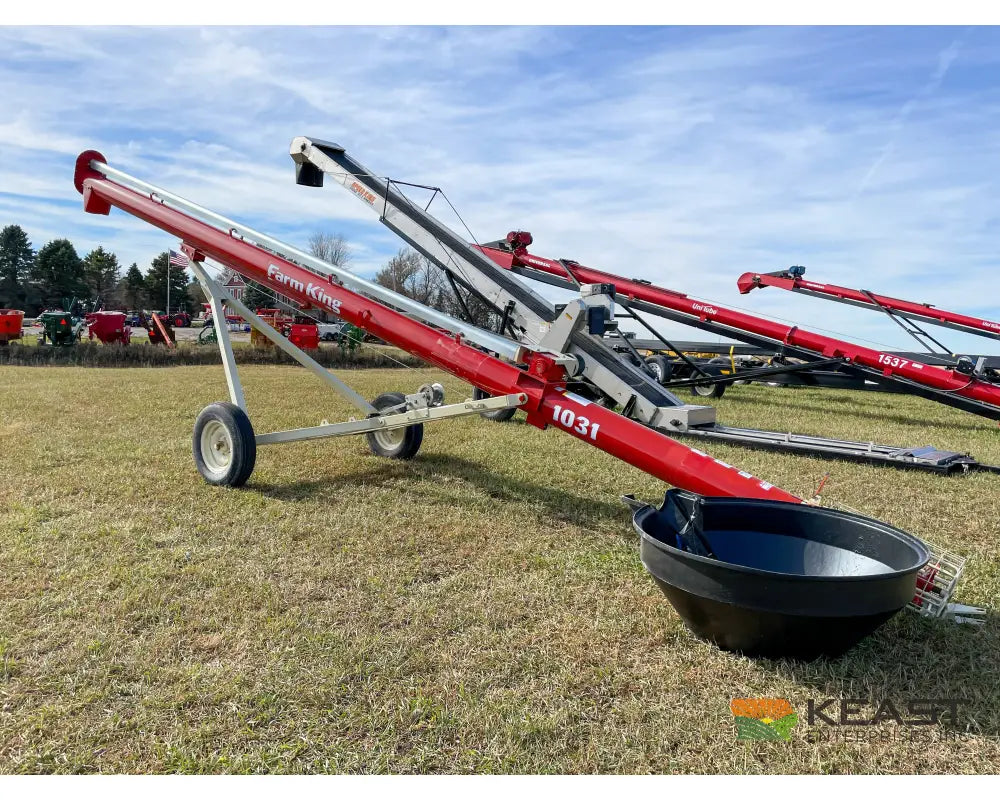 Farm King 1031 Auger - 10’’ x 31’ Cage Style Intake Augers