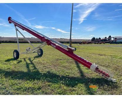 Farm King 1036 Auger 10’’ x 36’ Cage Style Intake Augers