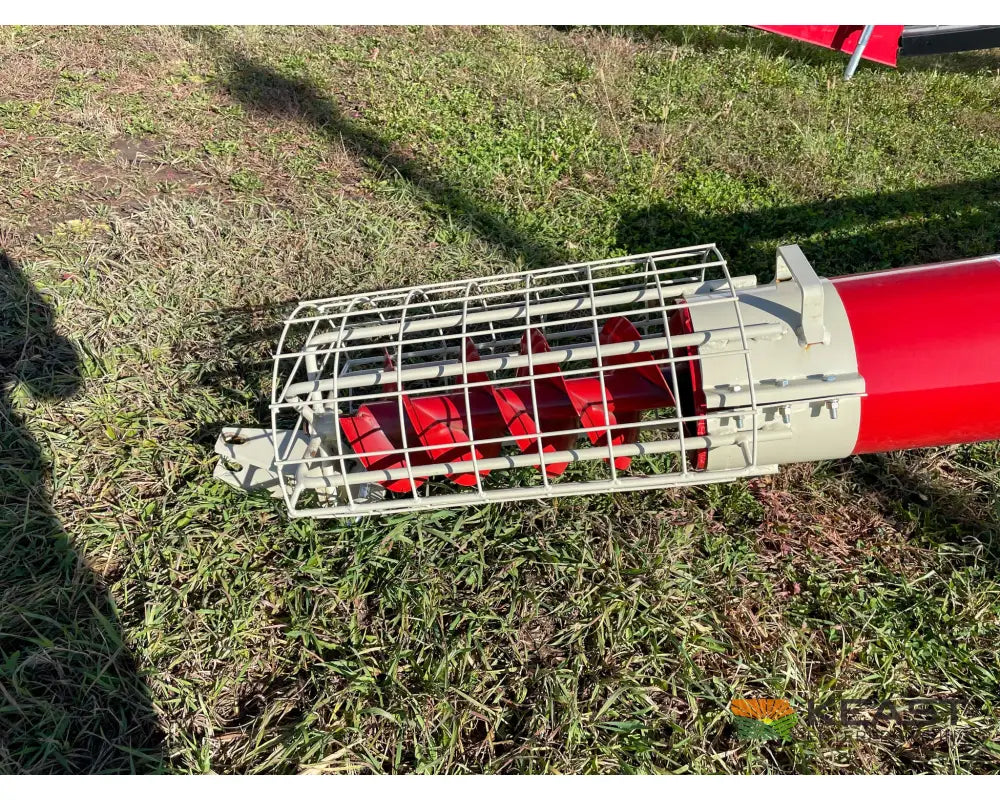 Farm King 1036 Auger 10’’ x 36’ Cage Style Intake Augers