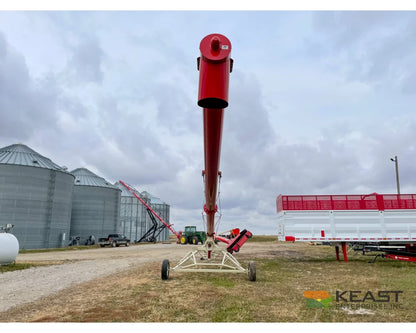 Farm King 1060 Auger 10’’ x 60’ Manual Swingaway Intake Scissor Lift Augers