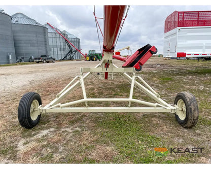 Farm King 1060 Auger 10’’ x 60’ Manual Swingaway Intake Scissor Lift Augers