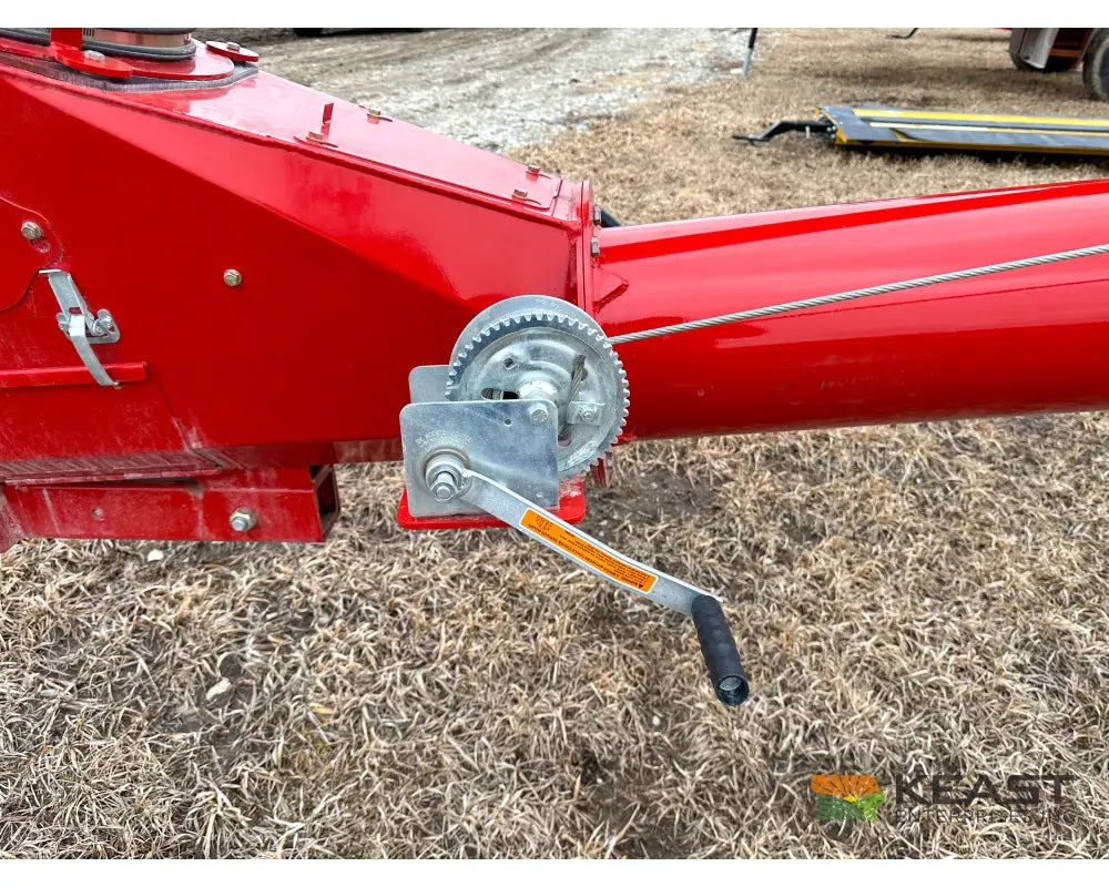 Farm King 1070 Auger - 10’’ x 70’ Manual Swingaway Intake Scissor Lift Augers