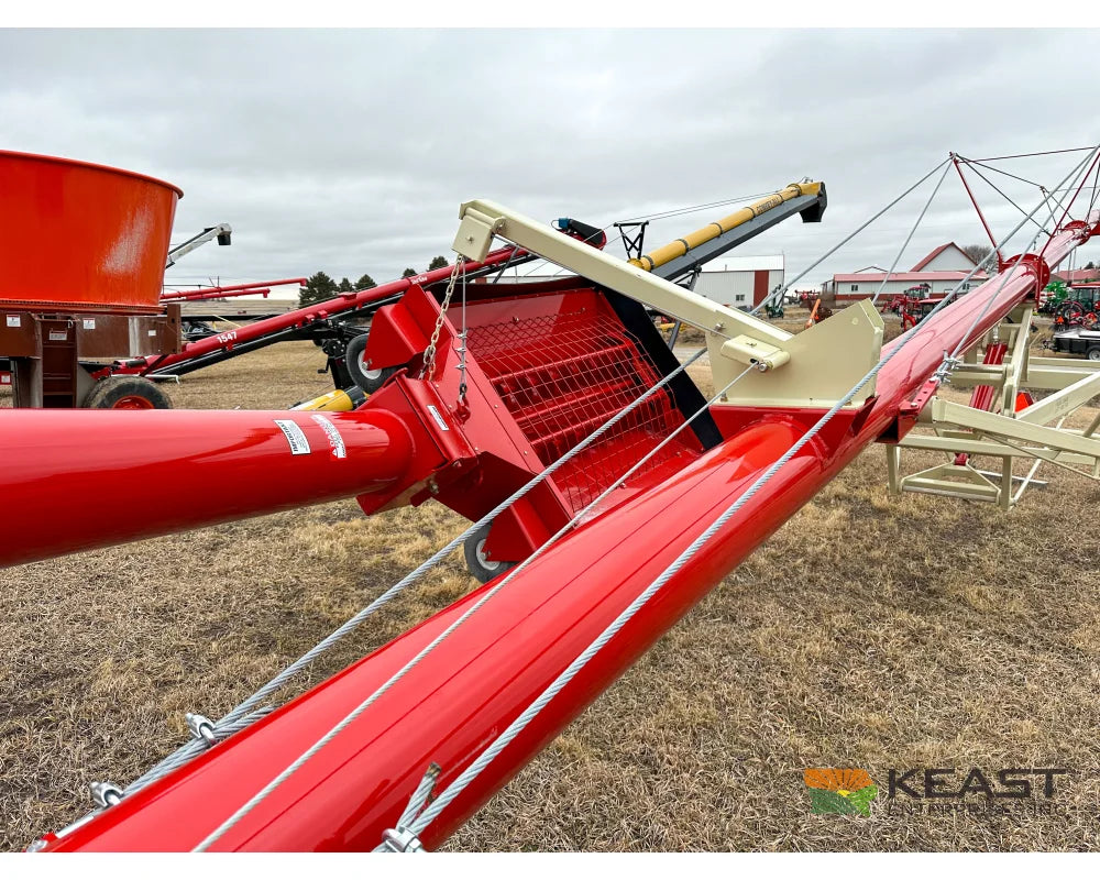 Farm King 1070 Auger - 10’’ x 70’ Manual Swingaway Intake Scissor Lift Augers
