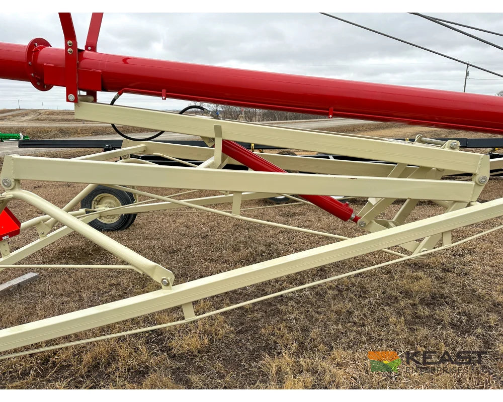 Farm King 1070 Auger - 10’’ x 70’ Manual Swingaway Intake Scissor Lift Augers