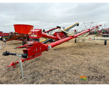Farm King 1070 Auger - 10’’ x 70’ Manual Swingaway Intake Scissor Lift Augers