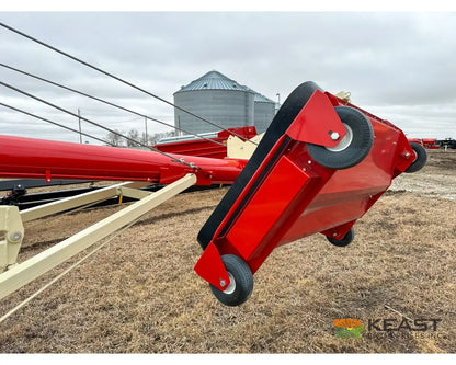 Farm King 1070 Auger - 10’’ x 70’ Manual Swingaway Intake Scissor Lift Augers