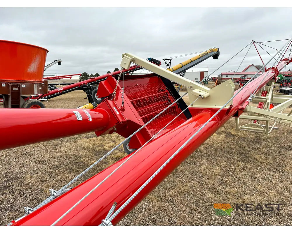 Farm King 1070 Auger - 10’’ x 70’ Manual Swingaway Intake Scissor Lift Augers