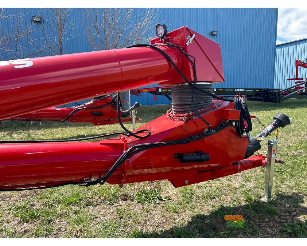 Farm King 13114 Auger 13’’ x 114’ Swingaway Intake Scissor Lift Augers