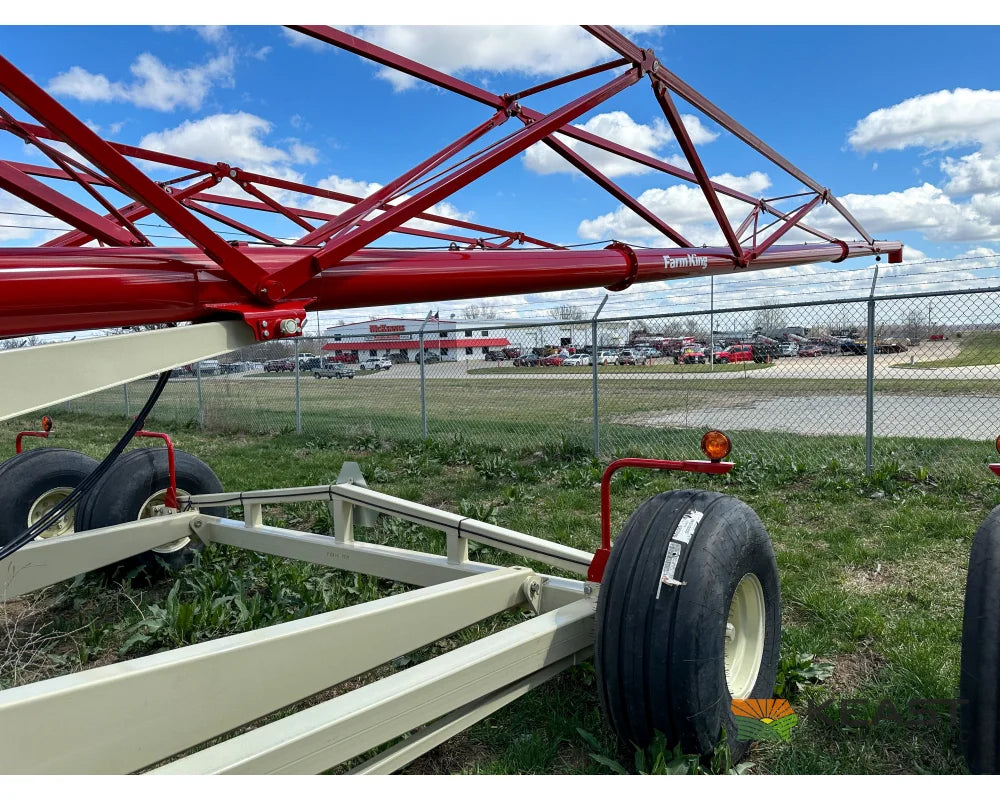 Farm King 13114 Auger 13’’ x 114’ Swingaway Intake Scissor Lift Augers