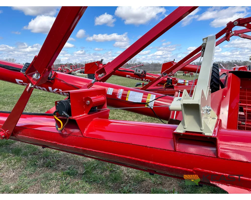 Farm King 13114 Auger 13’’ x 114’ Swingaway Intake Scissor Lift Augers