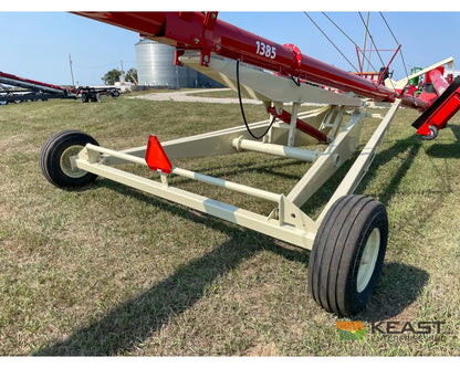 Farm King 1385 Auger - 13’’ x 85’ Swingaway Intake Scissor Lift Augers