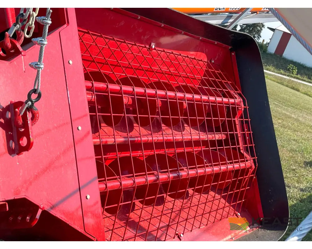 Farm King 1385 Auger - 13’’ x 85’ Swingaway Intake Scissor Lift Augers