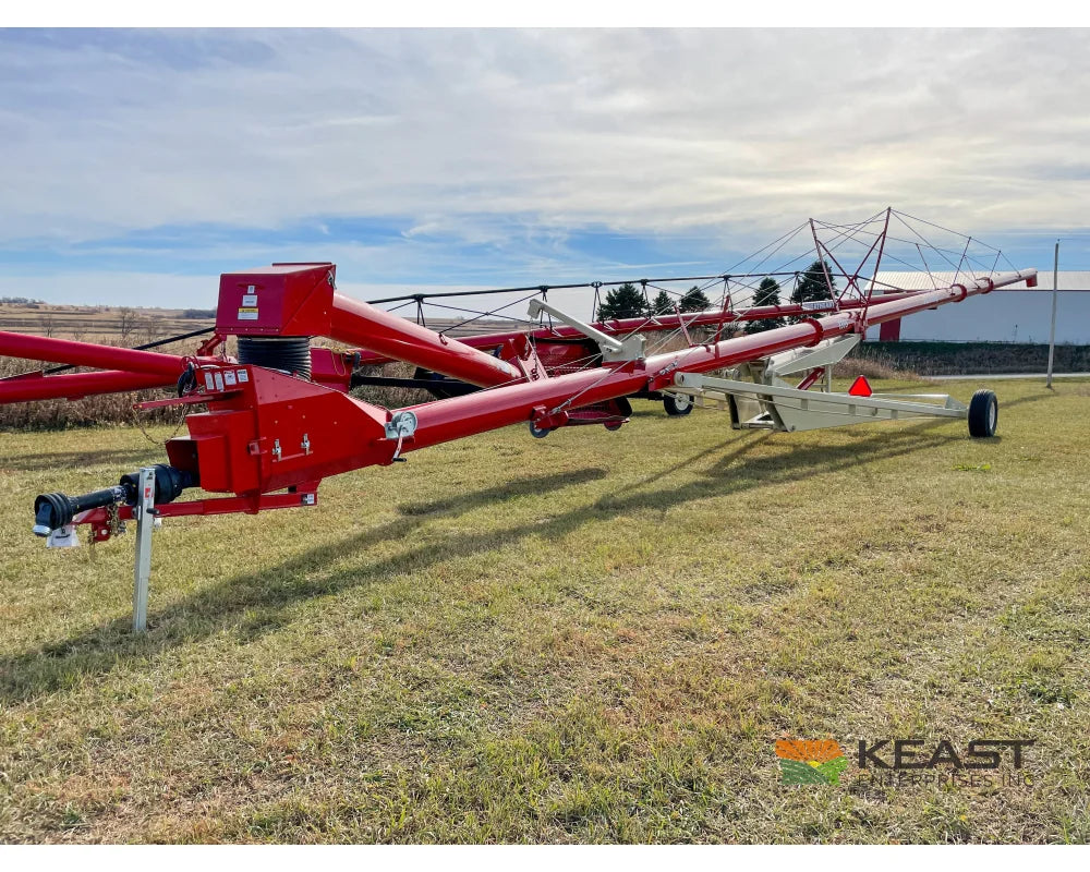 Farm King 1395 Auger - 13’’ x 95’ Swingaway Intake Scissor Lift Augers