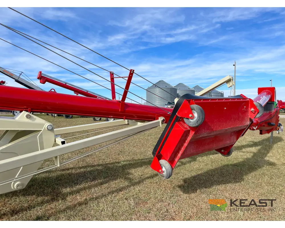Farm King 1395 Auger - 13’’ x 95’ Swingaway Intake Scissor Lift Augers