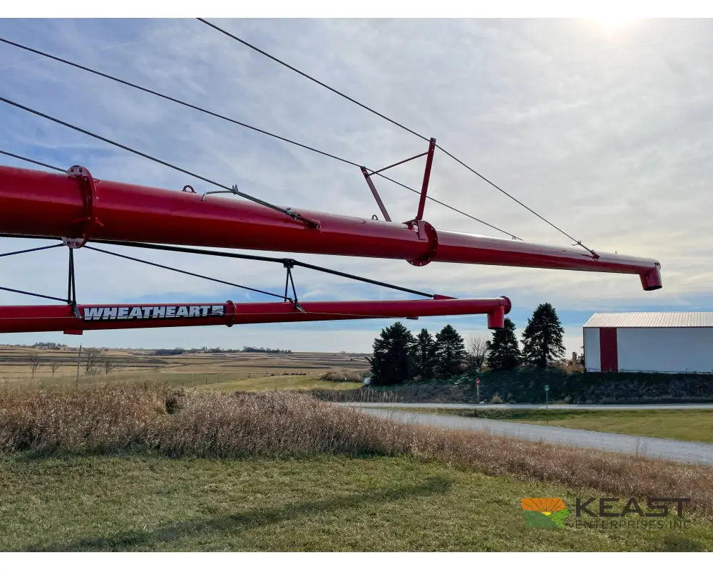 Farm King 1395 Auger - 13’’ x 95’ Swingaway Intake Scissor Lift Augers