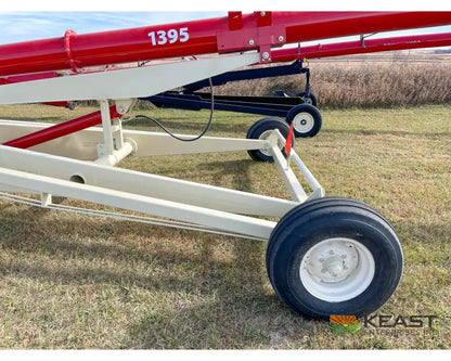 Farm King 1395 Auger - 13’’ x 95’ Swingaway Intake Scissor Lift Augers
