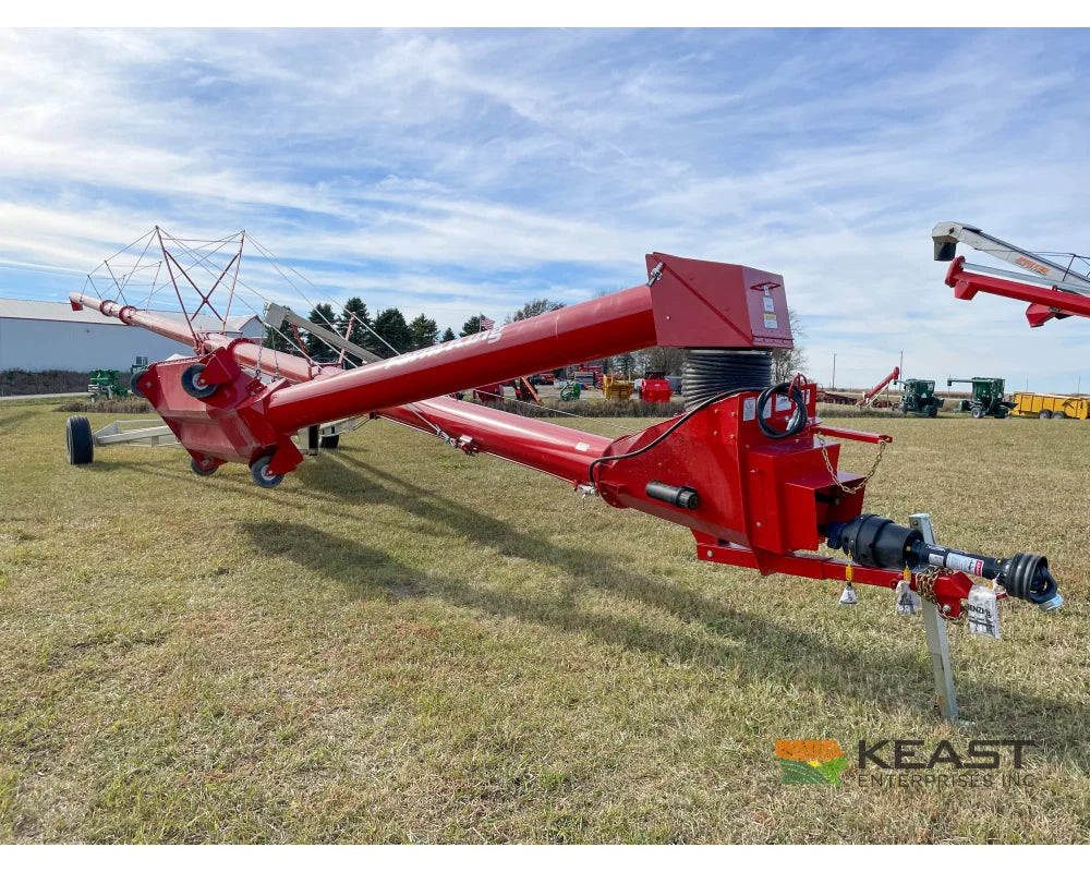 Farm King 1395 Auger - 13’’ x 95’ Swingaway Intake Scissor Lift Augers