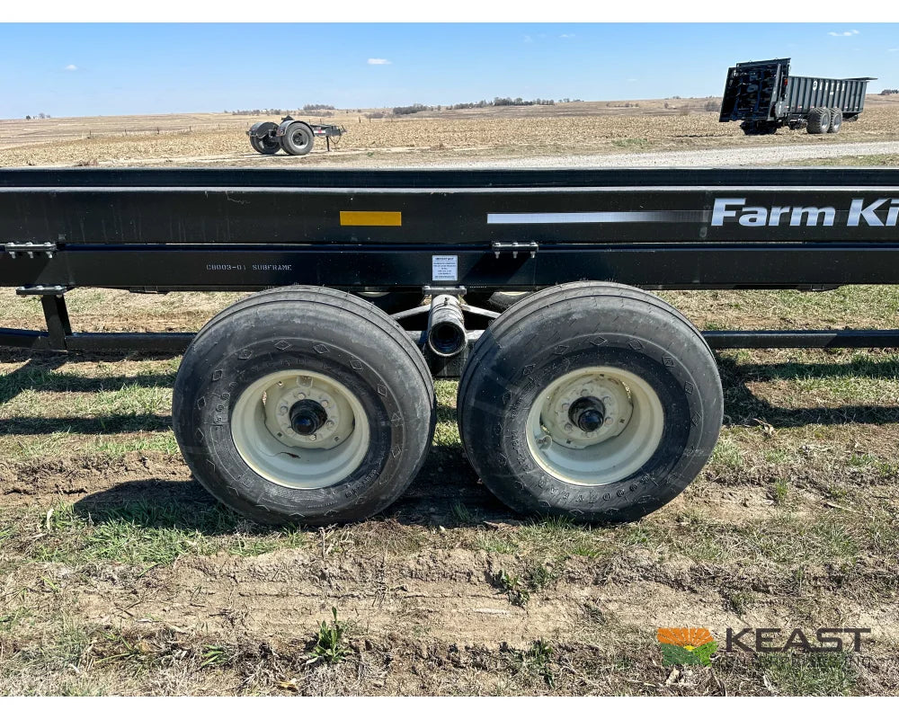 Farm King 1450SH Round Bale Carrier Self-Loading Single Width Bale Carriers