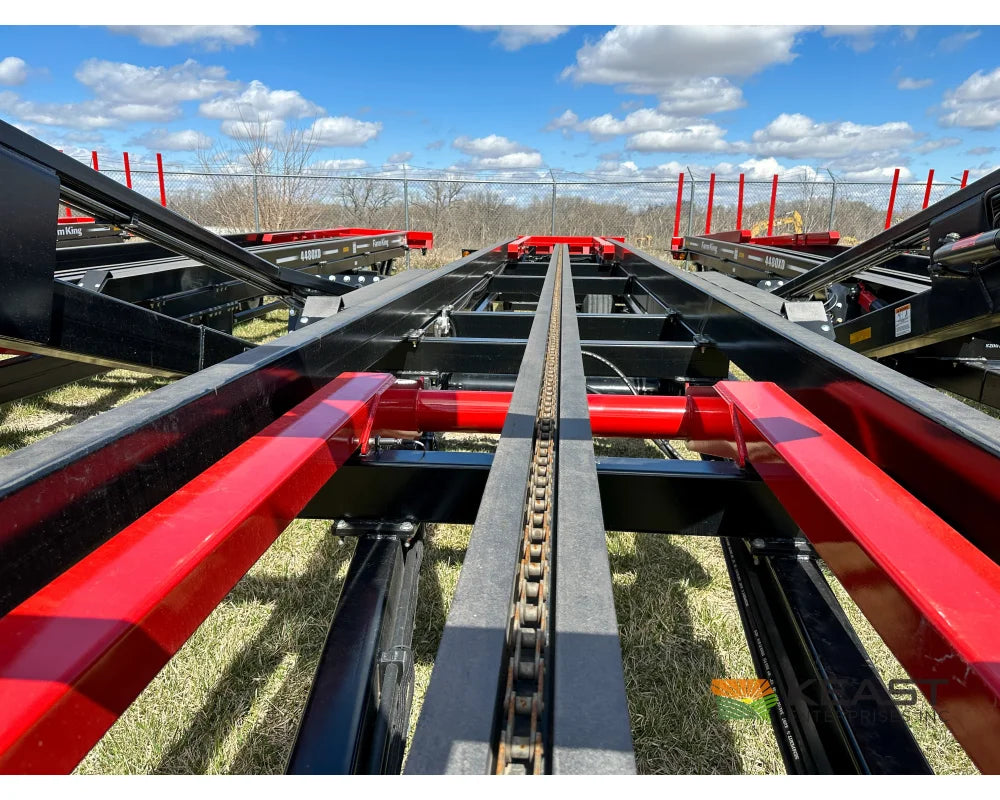 Farm King 4480XD Square Bale Carrier - Up to 24 Bale Capacity Self Loading Arm Feed Wagons