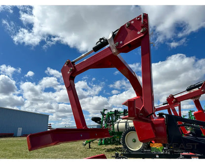 Farm King 4480XD Square Bale Carrier - Up to 24 Bale Capacity Self Loading Arm Feed Wagons