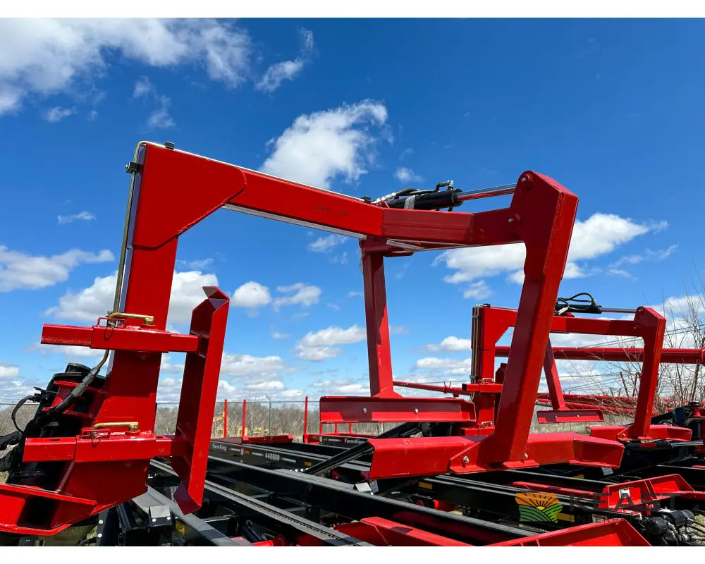 Farm King 4480XD Square Bale Carrier - Up to 24 Bale Capacity Self Loading Arm Feed Wagons