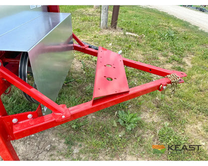 Farm King 482 Grain Cleaner - Up to 1,900 BPH Capacity Integrated Screens Grain Cleaner