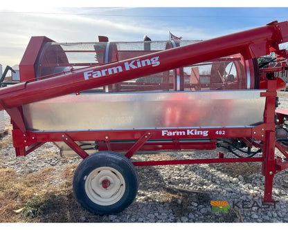 Farm King 482 Grain Cleaner Up to 1,900 BPH Capacity Integrated Screens Gas Engine Grain Cleaner