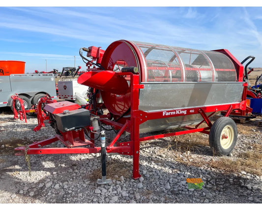 Farm King 482 gas grain cleaner