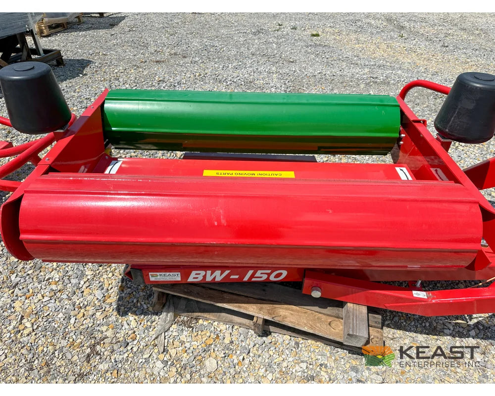 Farm King BW150 Bale Wrapper 3-Point Hitch 47’’ x 47’’ Bale Size Bale Wrappers