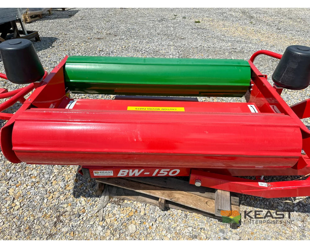 Farm King BW150 Bale Wrapper 3-Point Hitch 47’’ x 47’’ Bale Size Bale Wrappers