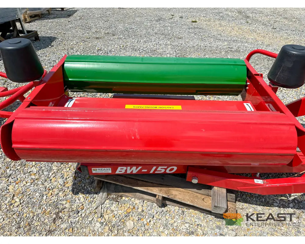 Farm King BW150 Bale Wrapper 3-Point Hitch 47’’ x 47’’ Bale Size Bale Wrappers