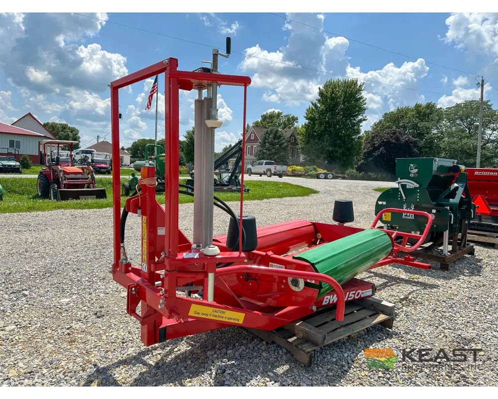 Farm King BW150 Bale Wrapper 3-Point Hitch 47’’ x 47’’ Bale Size Bale Wrappers